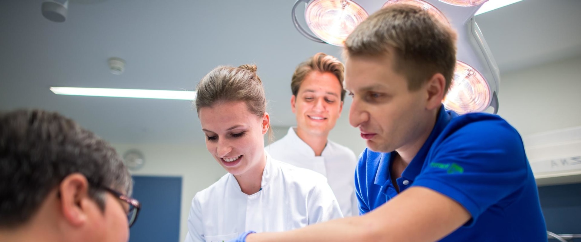 Getting Into Medical School as a Non-Traditional Applicant: What You Need to Know
