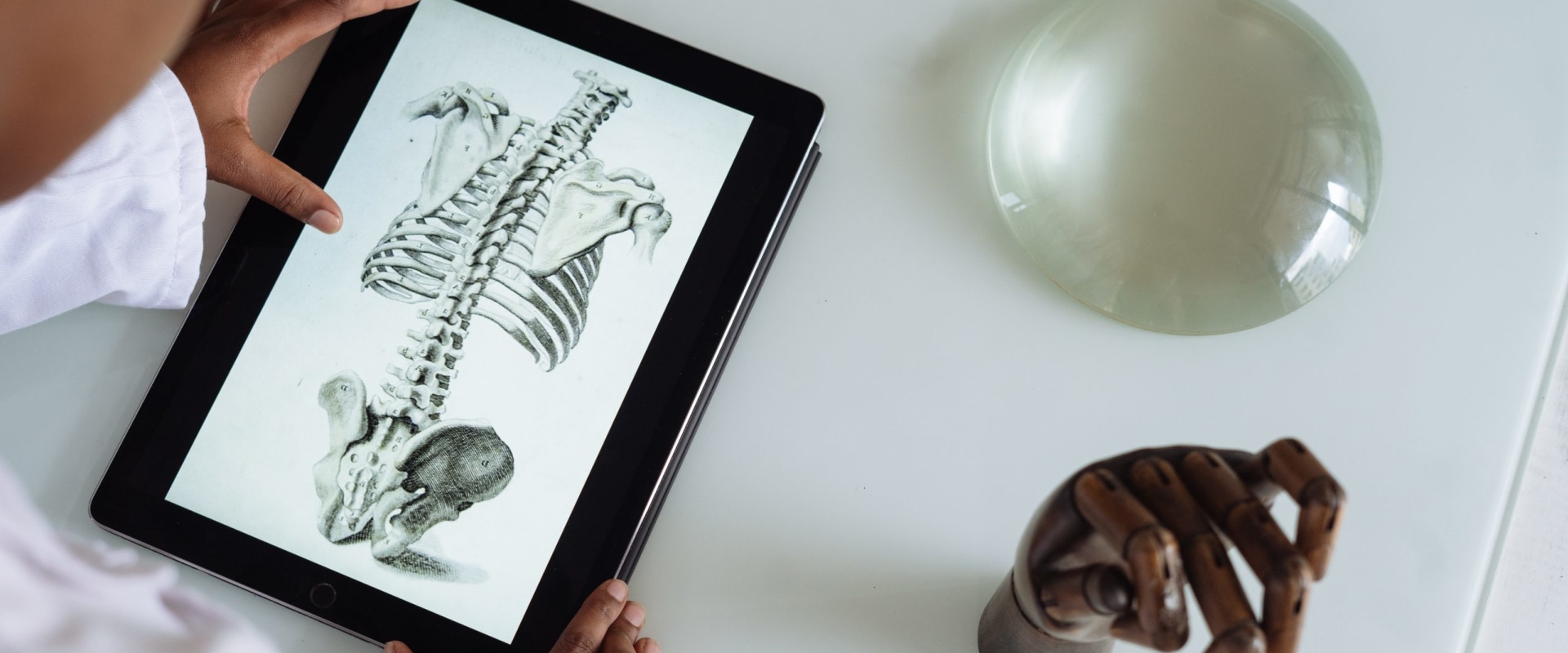 The Ultimate Guide to Applying to Medical School